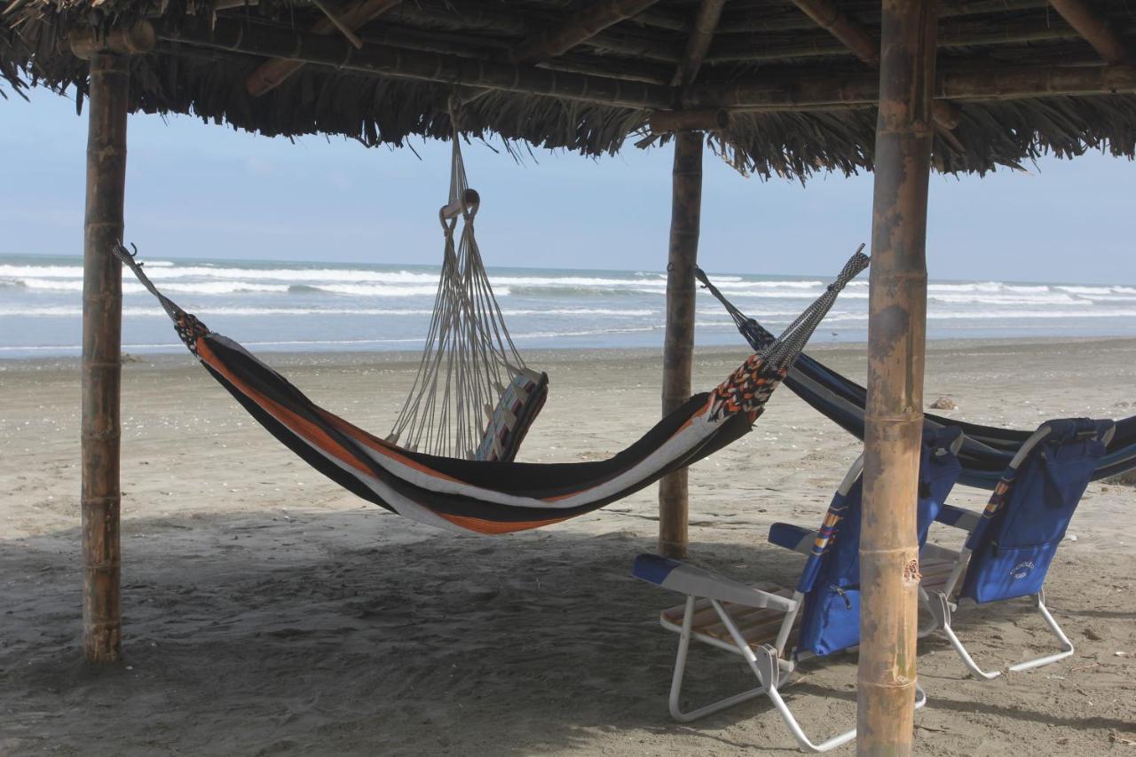 El Ocaso Oceanfront Apartment Canoa Exterior photo